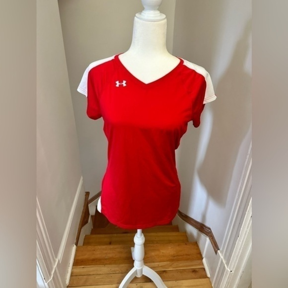 Under Armour Heat Gear  T-shirt Size Medium - Picture 1 of 3